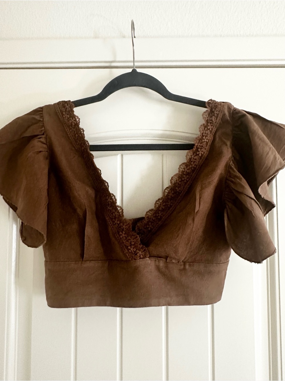 Love Tree Brown Lace-Trim Deep V Crop Top